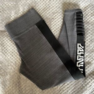 Woman’s Capri leggings
